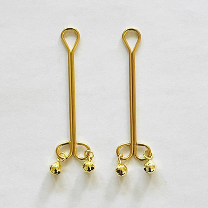 Minimalist Gold Nipple Clamps with Loop Base – Modern Stainless Steel Design for Elegant BDSM Play