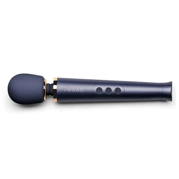 Le Wand Petite Rechargeable Massager 